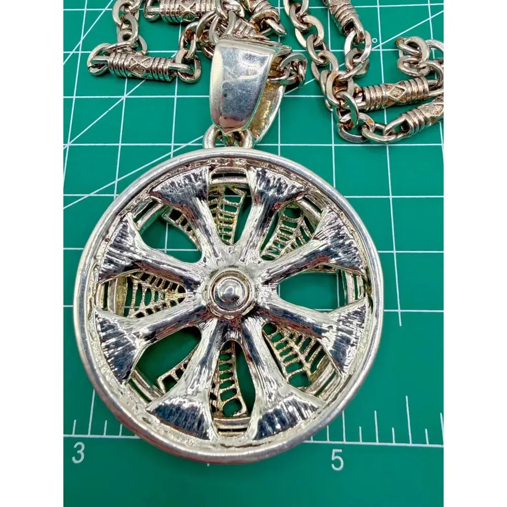 Y2K Spinner Wheels Pendant and Necklace (Costume Jewelry)